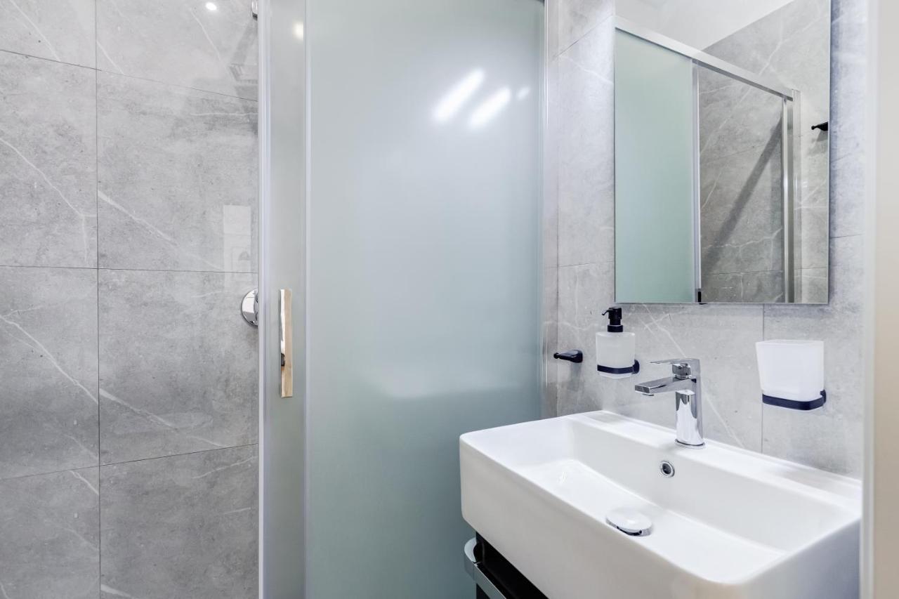 Bdc - The Boss: Stunning 2-Bdr Apartment @Termini Roma Exterior foto
